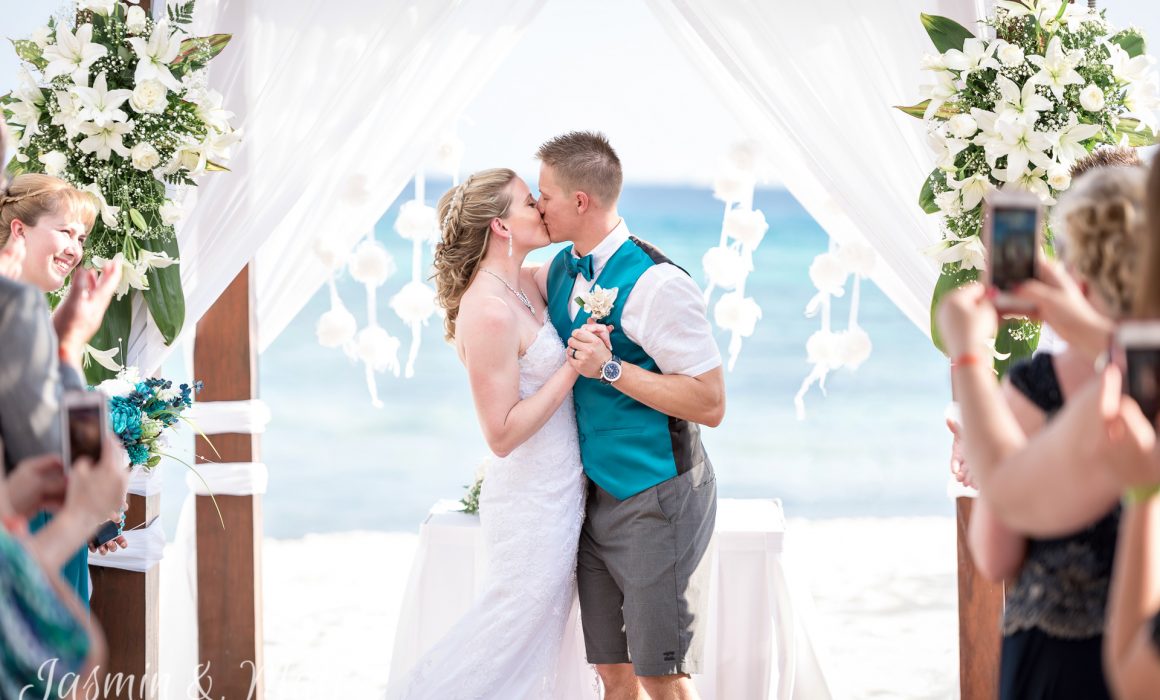 Stephanie & Loren's Bright & Romantic Destination Wedding at Grand Sunset Princess